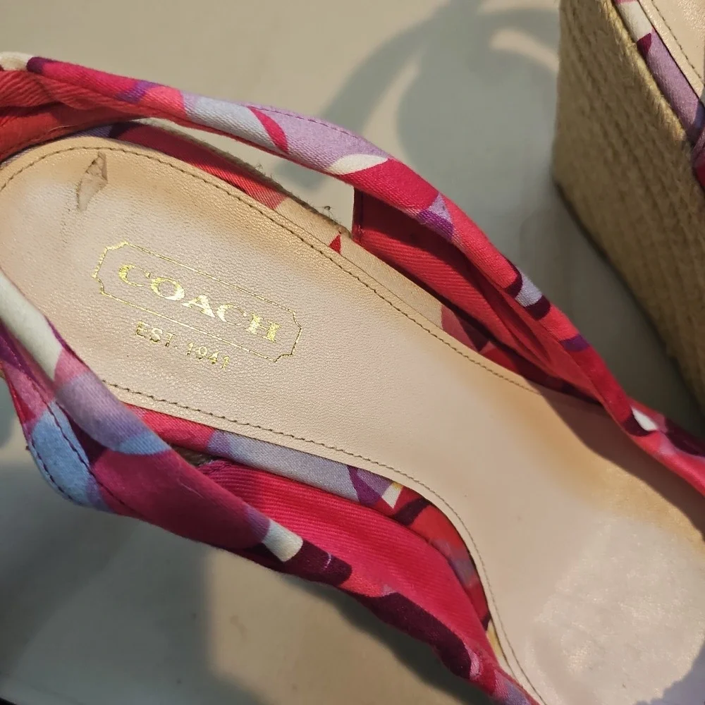 Coach Pink/Gold Espadrilles Wedge Canvas & Leather Henley Sandal Sz 7.5B